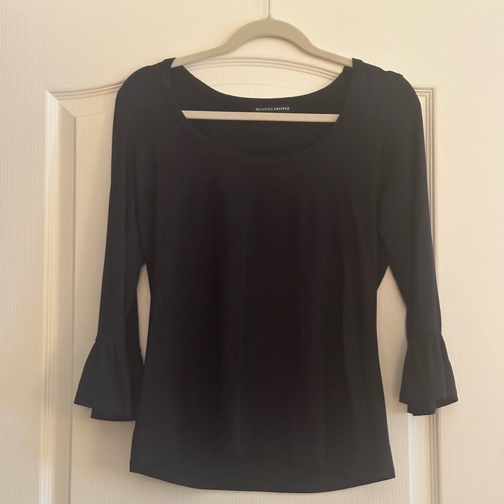 EUC Boston Proper Black Scoop Neck Top with Ruffle Sleeves